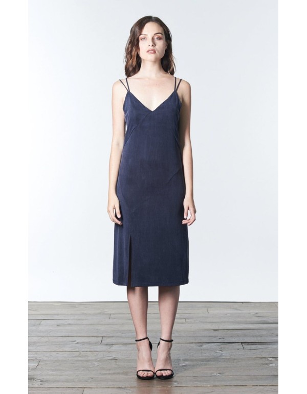 Robe midi avec doubles bretelles et fente latérale