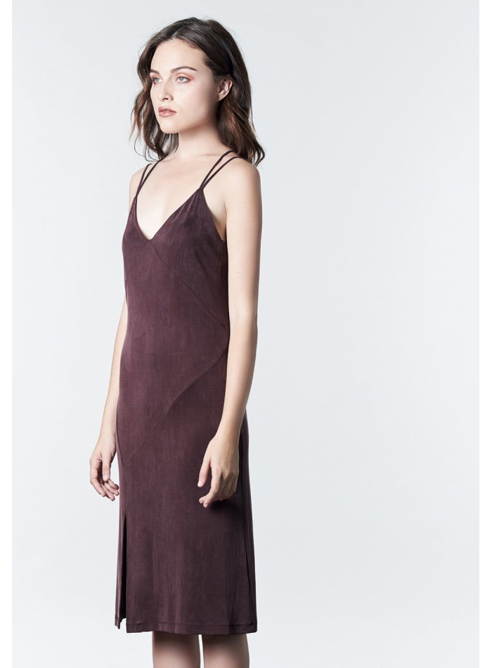 Robe midi mauve avec double bretelle et fente...