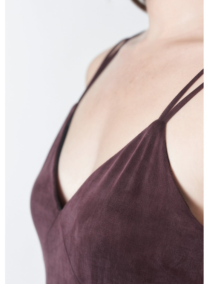 Mauve midi dress with double straps and side slit