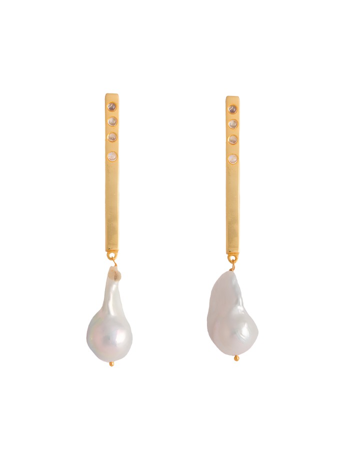 Longues boucles d'oreilles avec pendentif en zircon et perle