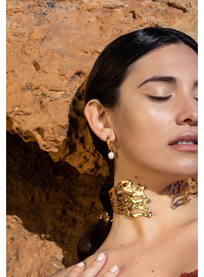 Gold plated earrings with pearl pendants