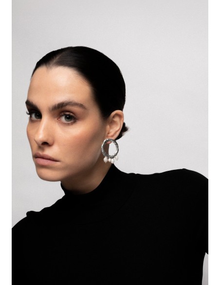 Boucles d'oreilles circulaires en argent sterling avec perles