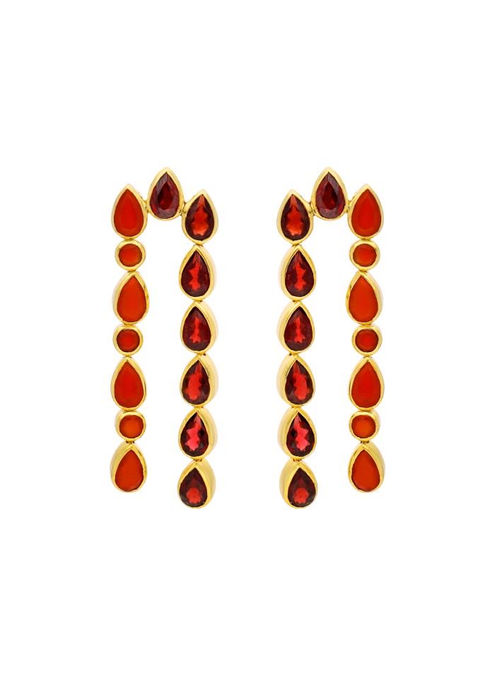 Long earrings with garnet rhinestones