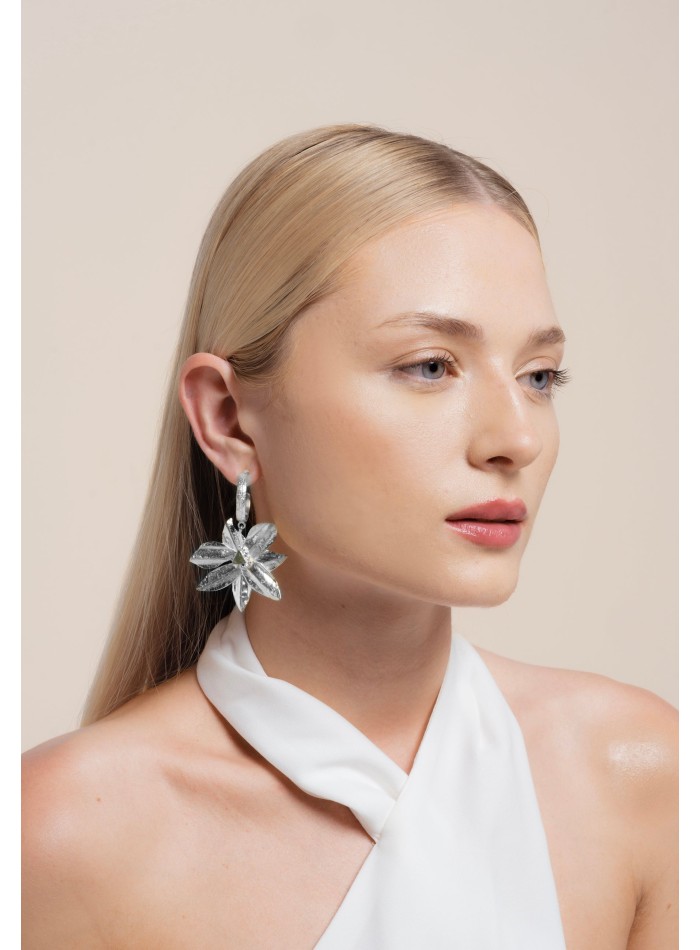 Silver plated flower-shaped hoop earrings