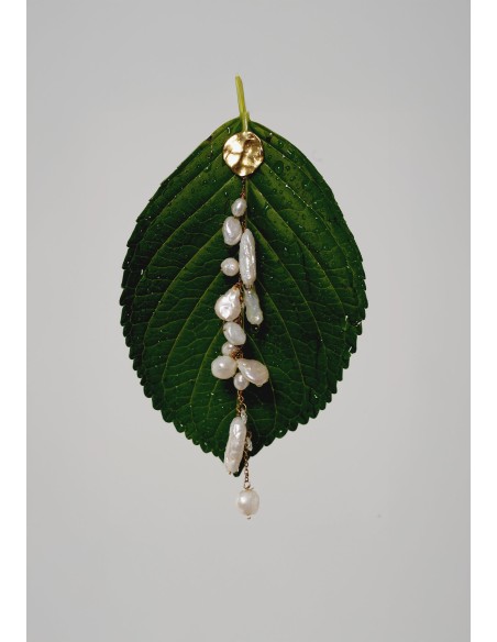 Extra-long golden pearl earrings