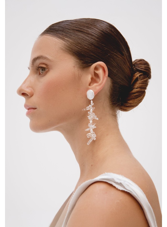 Long earrings with rock crystals