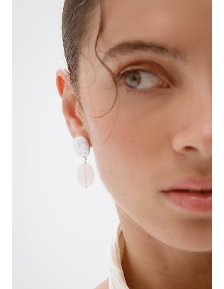 Pendientes con perlas y cuarzo rosa Pendientes con perlas y cuarzo rosa