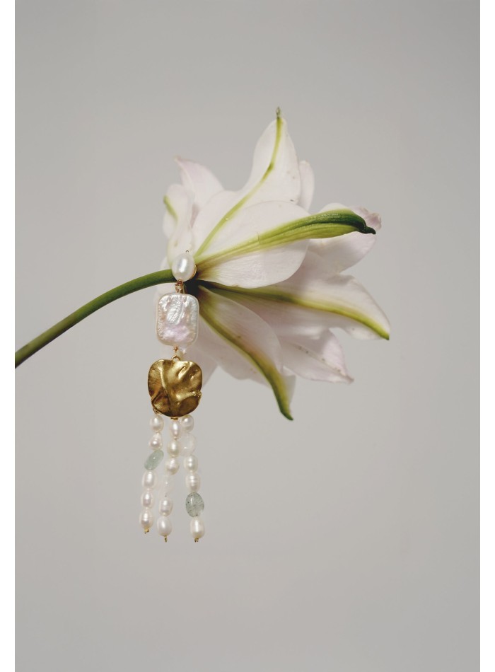Longues boucles d'oreilles avec perles d'aguadulce