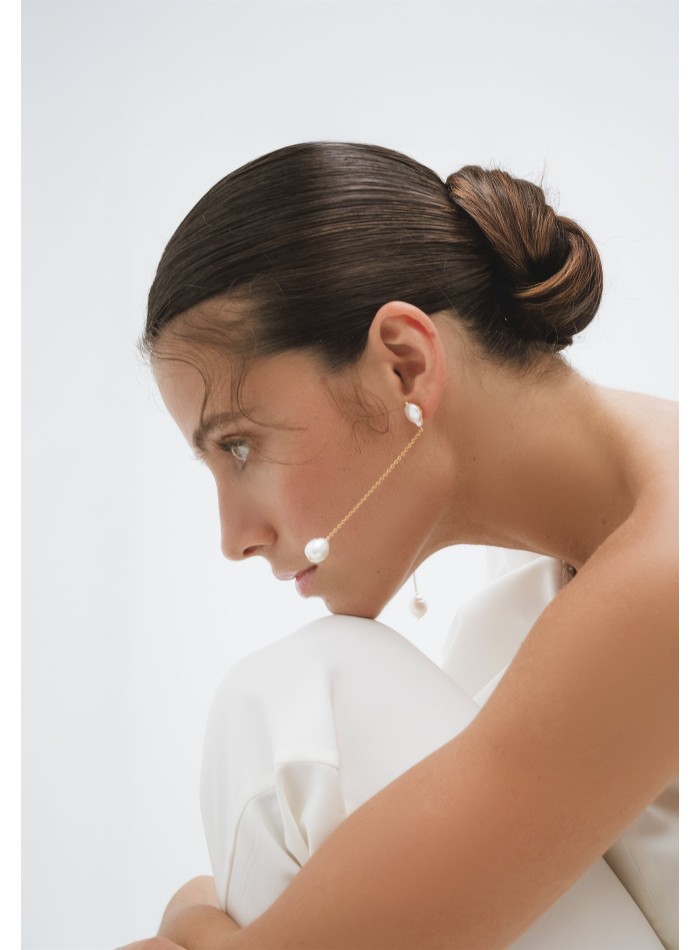 Pendientes largos con perlas - Dara