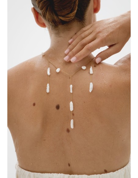 Collier plaqué or avec pendentifs en perles