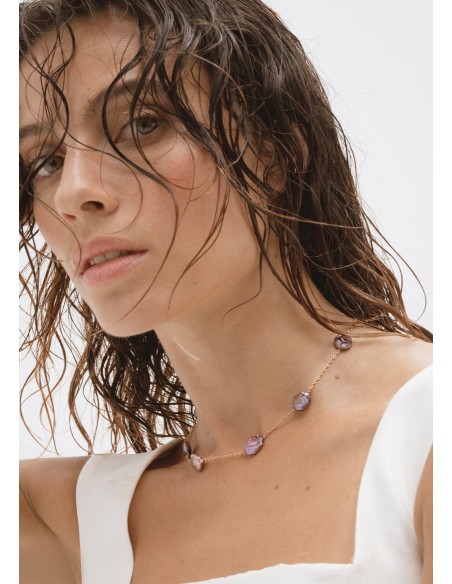 Gray pearl golden choker