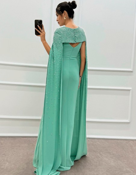 Robe de soirée longue, fine et sans bretelles, ornée de strass