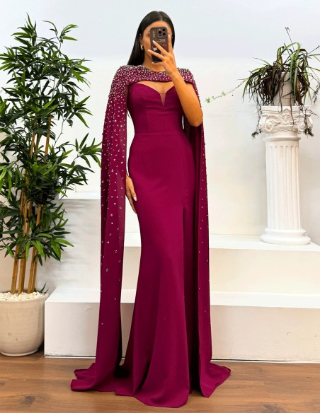 Vestido de fiesta largo de tirante fino con capa de pedrería