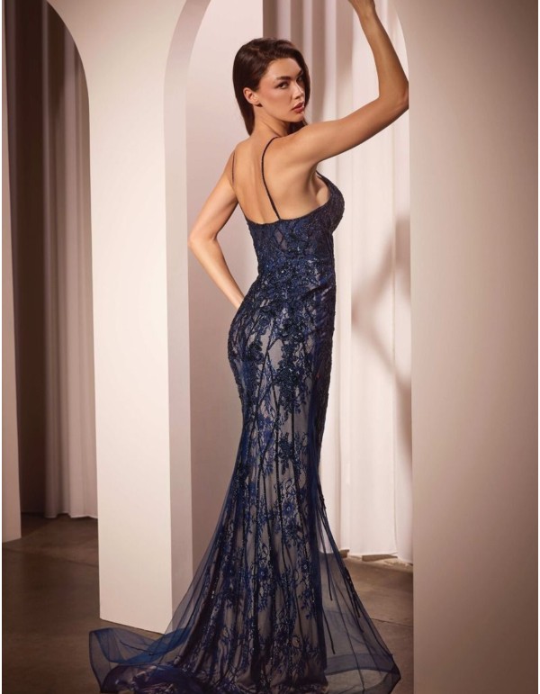 Robe de soirée longue et ajustée avec strass