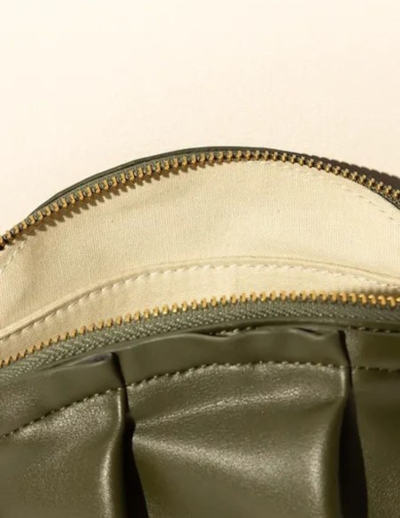 Bolso mini de mano verde kaki para invitadas a eventos Bolso mini de mano verde kaki para invitadas a eventos