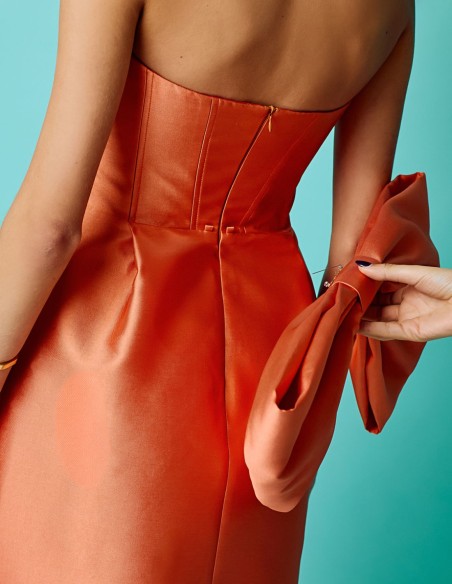 Vestido corto de fiesta con corpiño para eventos especiales Vestido corto de fiesta con corpiño para eventos especiales