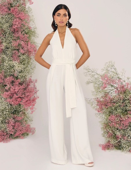 Wedding jumpsuit with bow at the waist and halter neckline