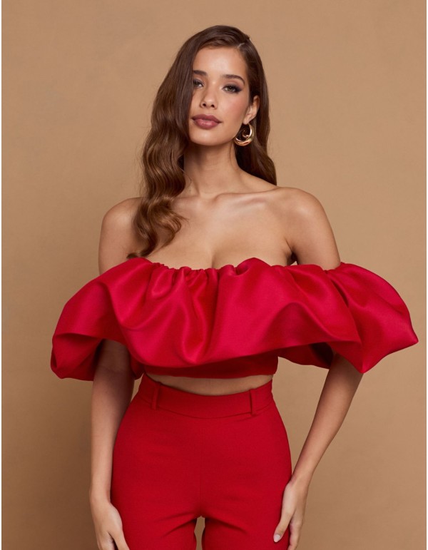 Top de fête rouge avec maxi bandeau à volants