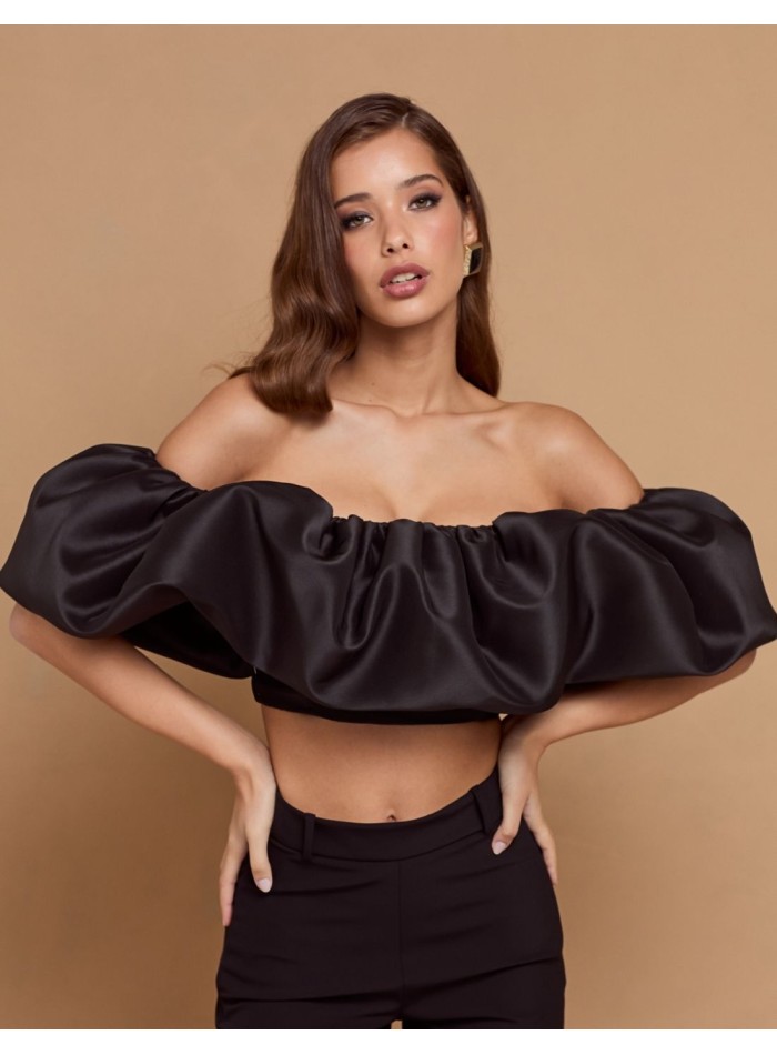 Top de fiesta negro con maxi volante bandeau