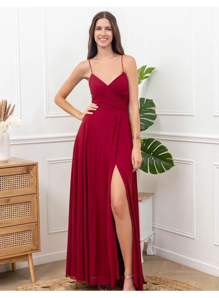 Robe de soirée longue avec un dos ouvert