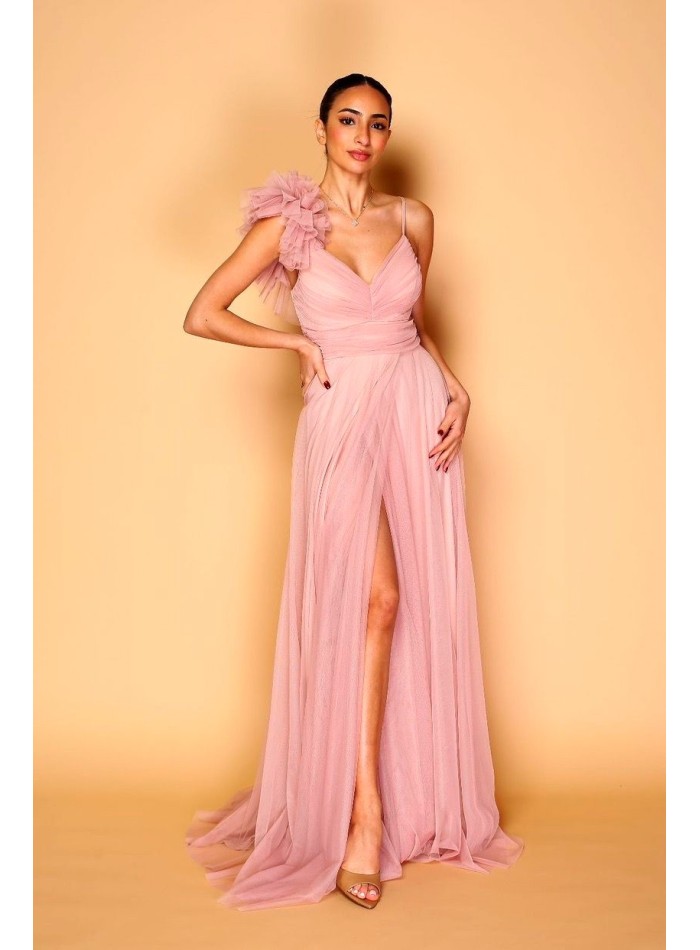 Long tulle dress with decorated shoulder for guest - Sandra Barneda