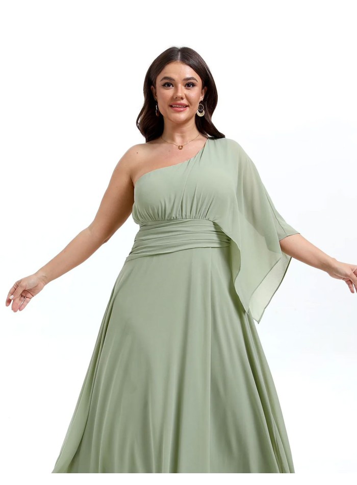 Robe de soirée longue avec encolure asymétrique...