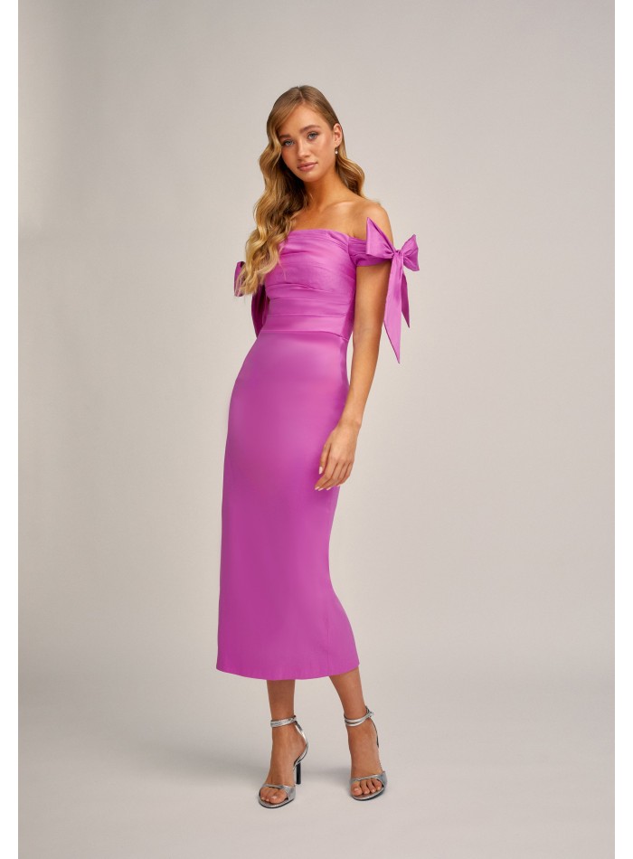 Violet midi dress in elastic taffeta with laced sleeves
