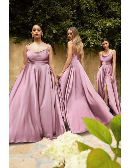 Vestido de fiesta sanitado con falda de vuelo y tirantes ajustables