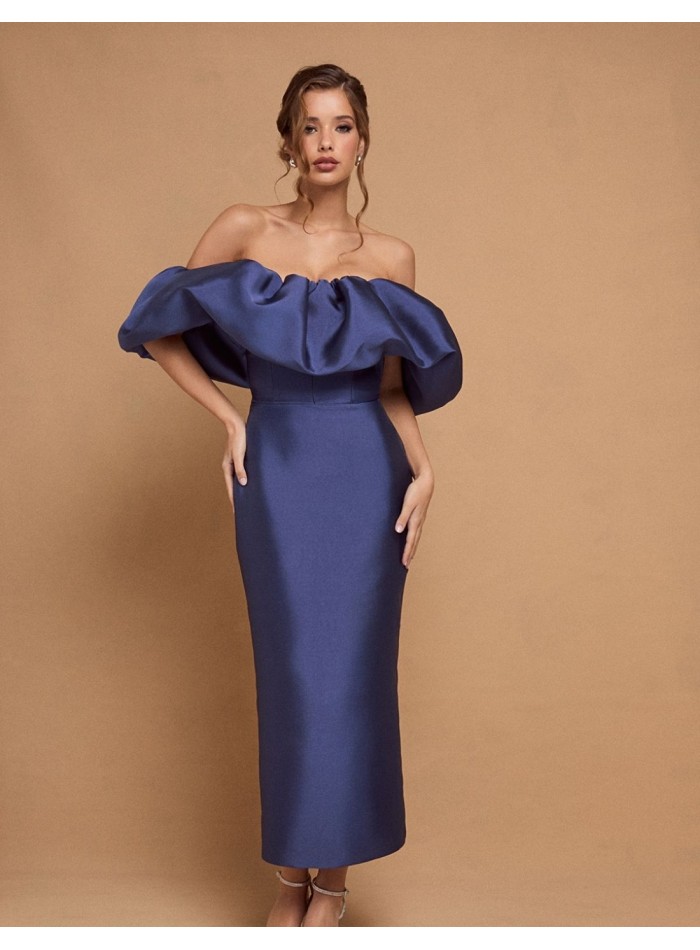 Robe de soirée midi bleue à encolure volantée