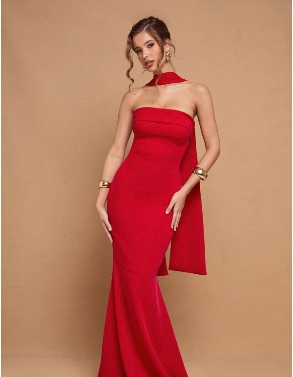 Vestido largo de fiesta rojo palabra de honor con fular