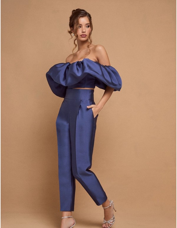 Straight long blue party pants with high rise