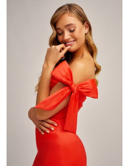 Robe midi rouge extensible avec corsage drapé