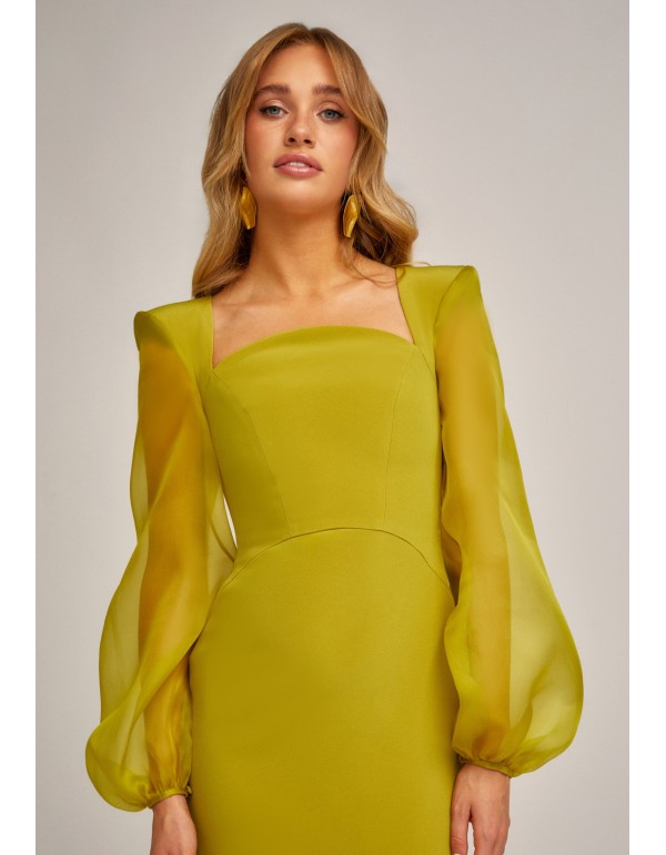 Robe longue pistache à encolure cintrée et manches... 2