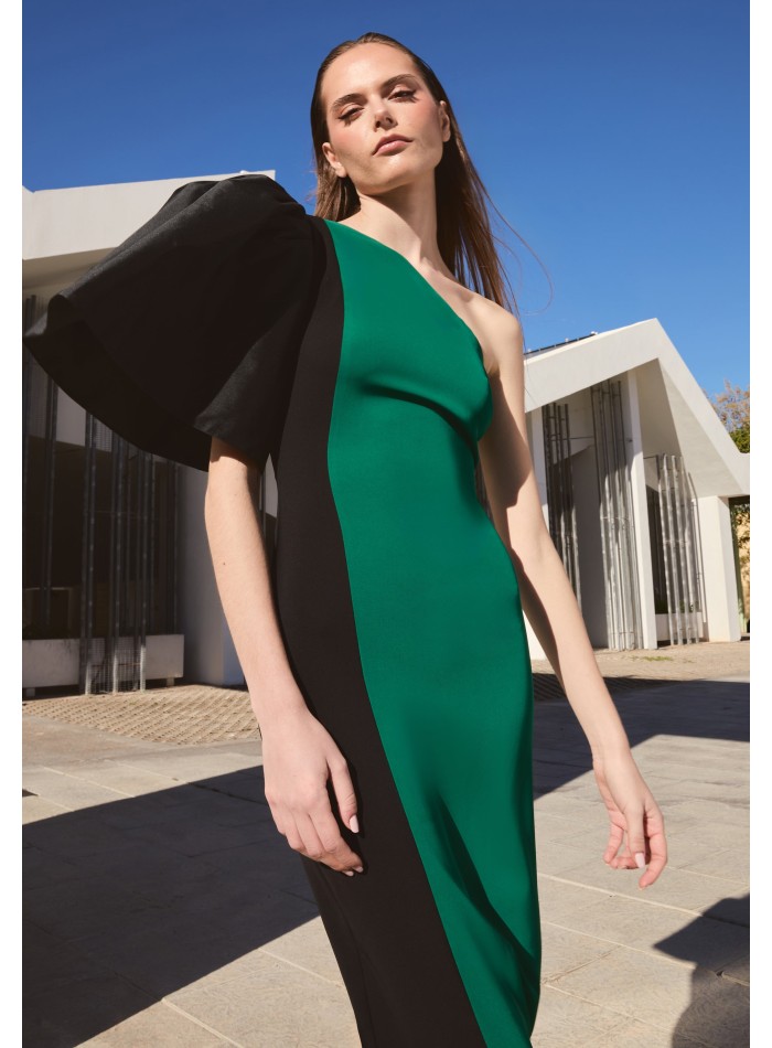 Robe midi asymétrique à épaules découvertes et manches en taffetas