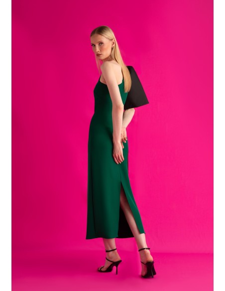Robe midi asymétrique à épaules découvertes et manches en taffetas