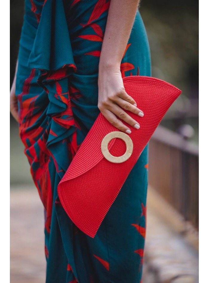 Raffia bag with african bronze ring