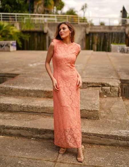 Coral midi dress with shoulder pads and die-cut fabric