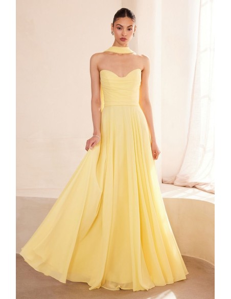 Vestido de invitada largo palabra de honor con falda de vuelo y chal a conjunto, ideal para bodas y eventos especiales. amarillo Vestido de invitada largo palabra de honor con falda de vuelo y chal a conjunto, ideal para bodas y eventos especiales. amarillo