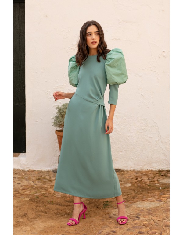 Robe midi drapée vert menthe à manches longues bouffantes