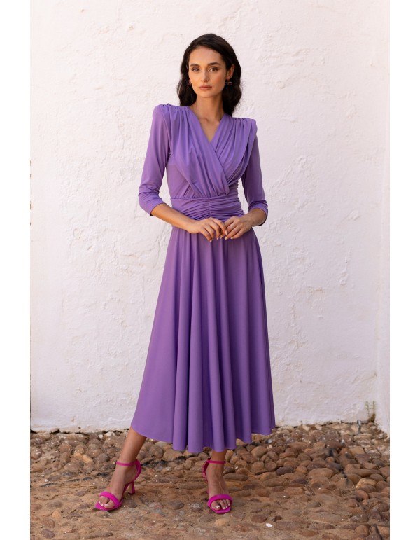 Robe midi en maille mauve avec corsage drapé