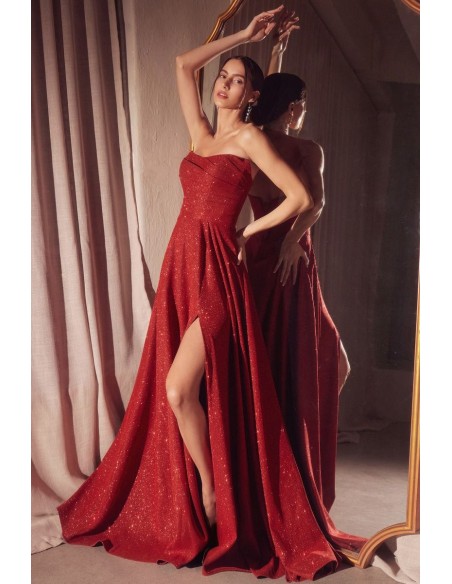 Robe de soirée sans bretelles en tissu brillant