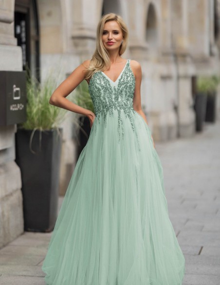 Robe de soirée longue avec jupe en tulle et corsage perlé