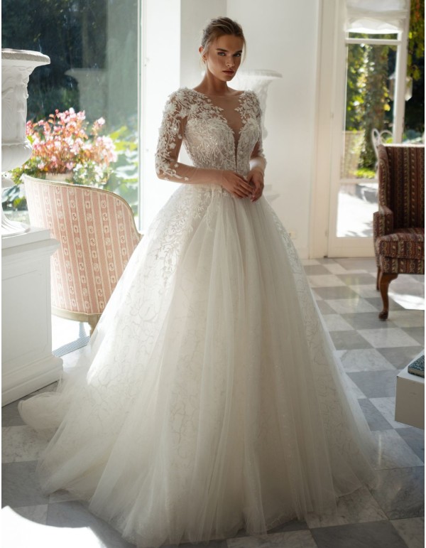 Vestido de novia marfil con escote ilusión, encaje y... 2