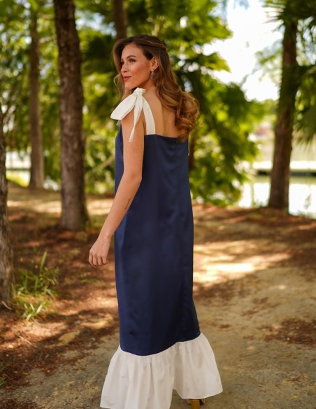 Vestido midi azul marino y blanco Vestido midi azul marino y blanco