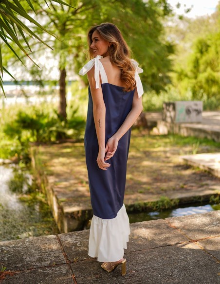 Vestido midi azul marino para graduaciones Vestido midi azul marino para graduaciones