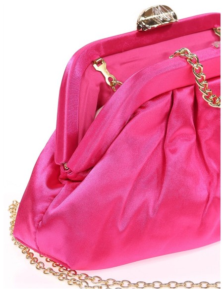 Cartera de mano para invitada en satén