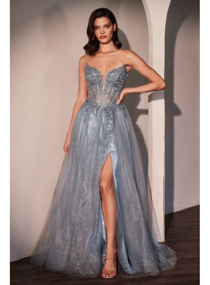 Robe de soirée longue avec corsage sans bretelles en strass et jupe en tulle