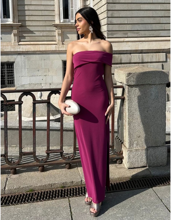 Long party dress for guest with bardot neckline INVITADISIMA