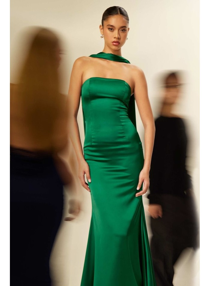 Fitted strapless ball gown with matching shawl