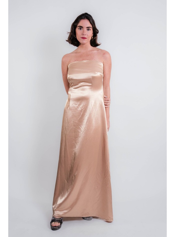 Robe longue à bretelles en satin doré